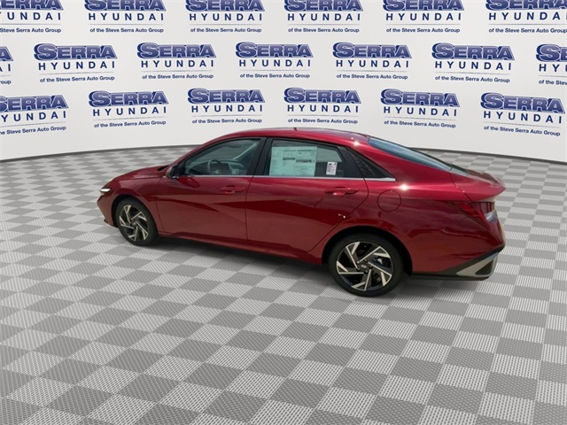 2024 Hyundai Elantra SEL Convenience photo 7