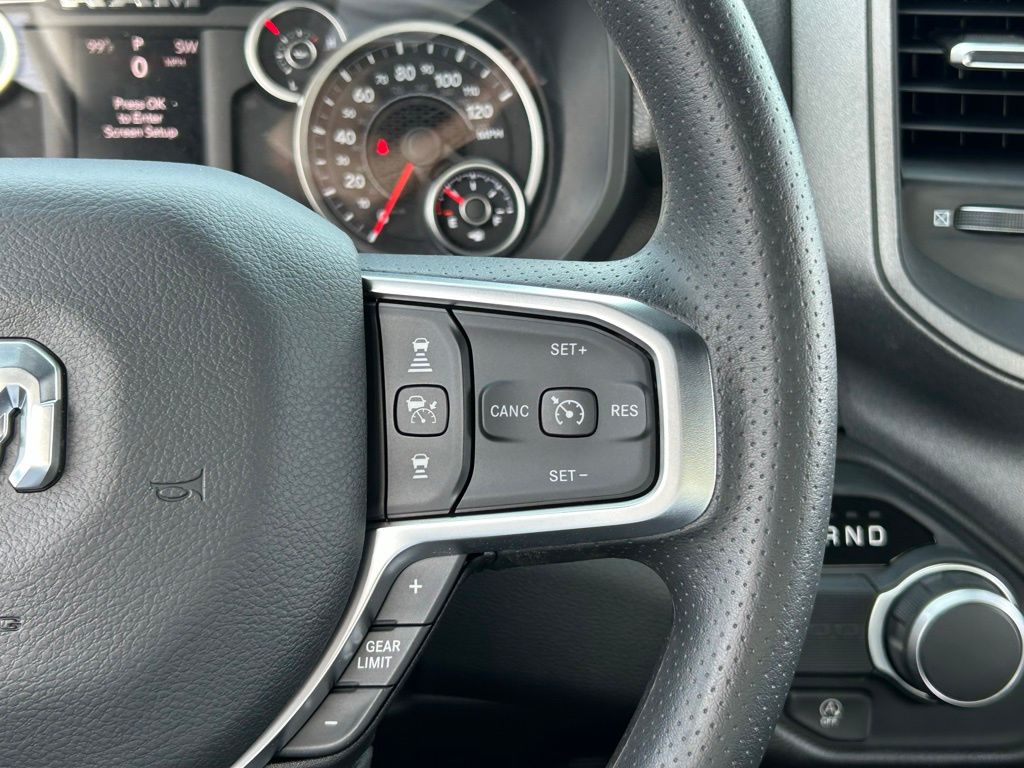 2025 Ram 1500 Tradesman photo 32