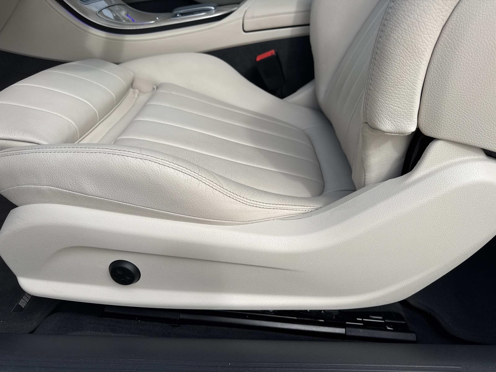 2022 Mercedes Benz E 450 photo 15