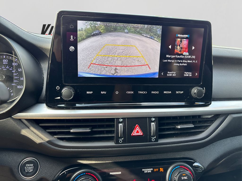 2024 Kia Forte GT-Line photo 27