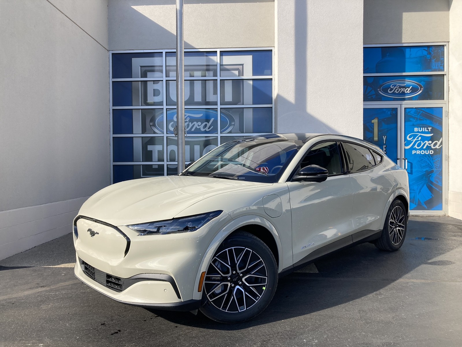 2025 Ford Mustang Mach-E Premium AWD's photo