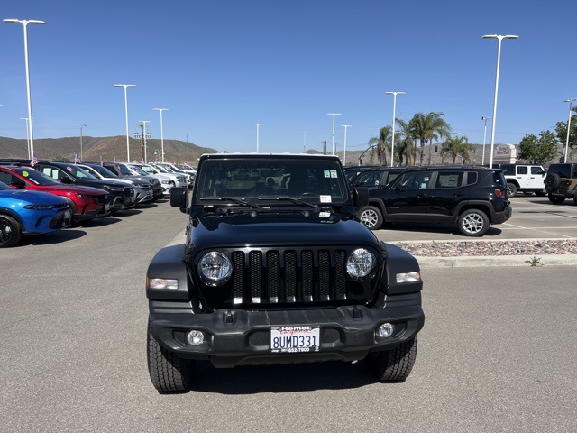 2021 Jeep Wrangler Unlimited Islander photo 2