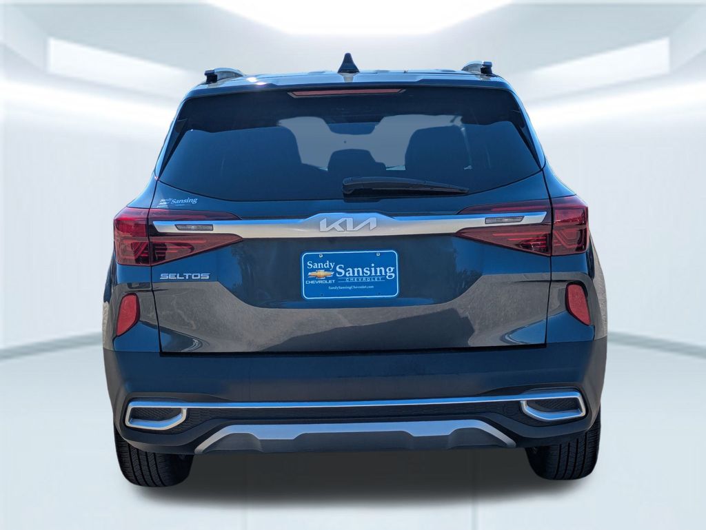 2023 Kia Seltos S photo 3