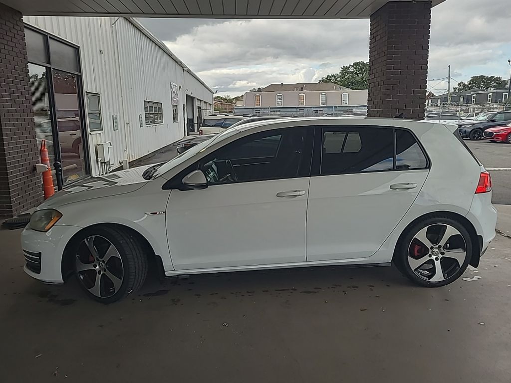 Used 2015 Volkswagen Golf GTI S with VIN 3VW4T7AU8FM005386 for sale in Metairie, LA