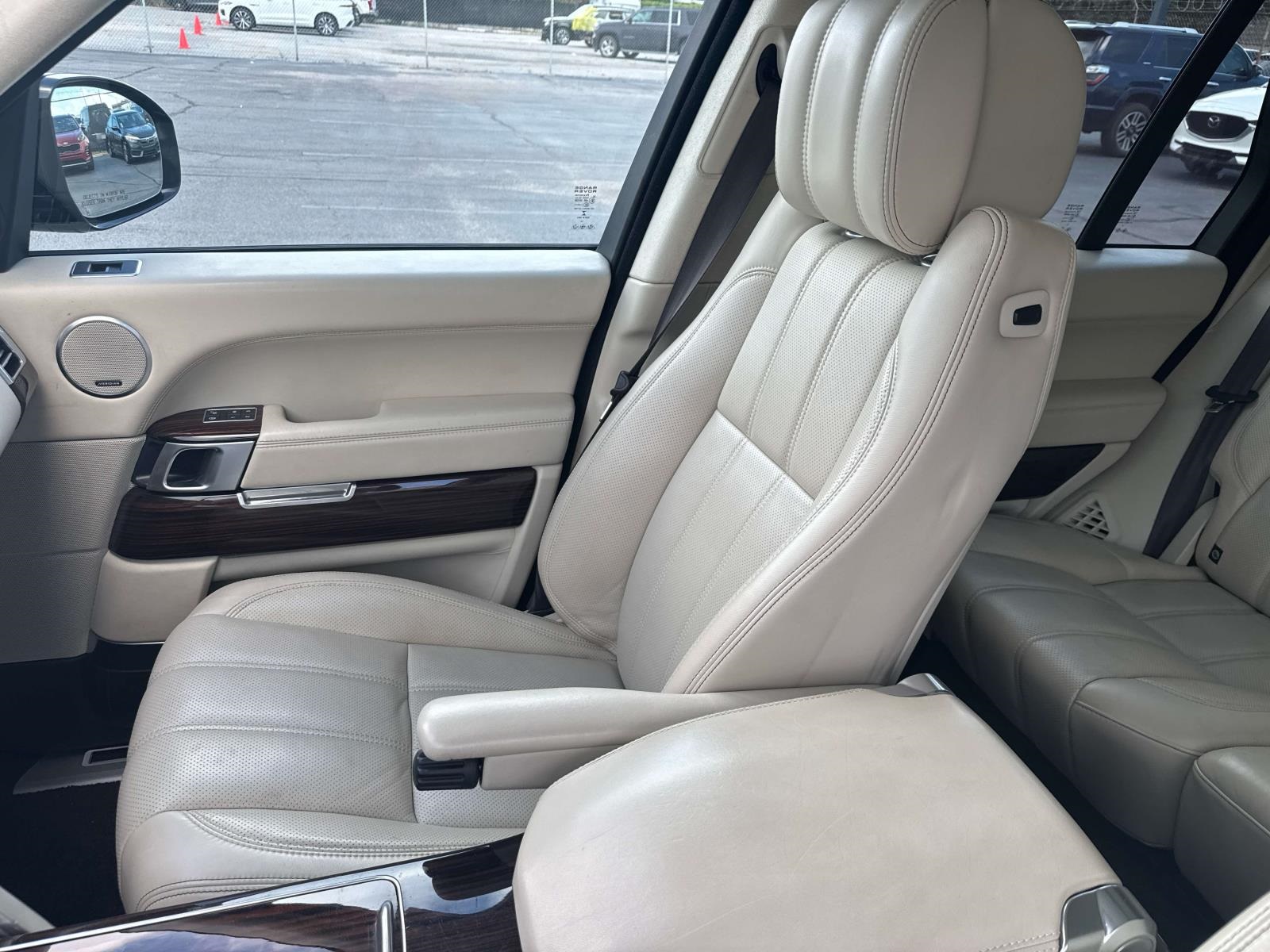 2015 Land Rover Range Rover Autobiography photo 14
