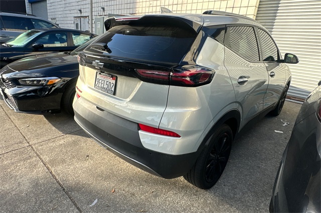2023 Chevrolet Bolt EUV photo 2