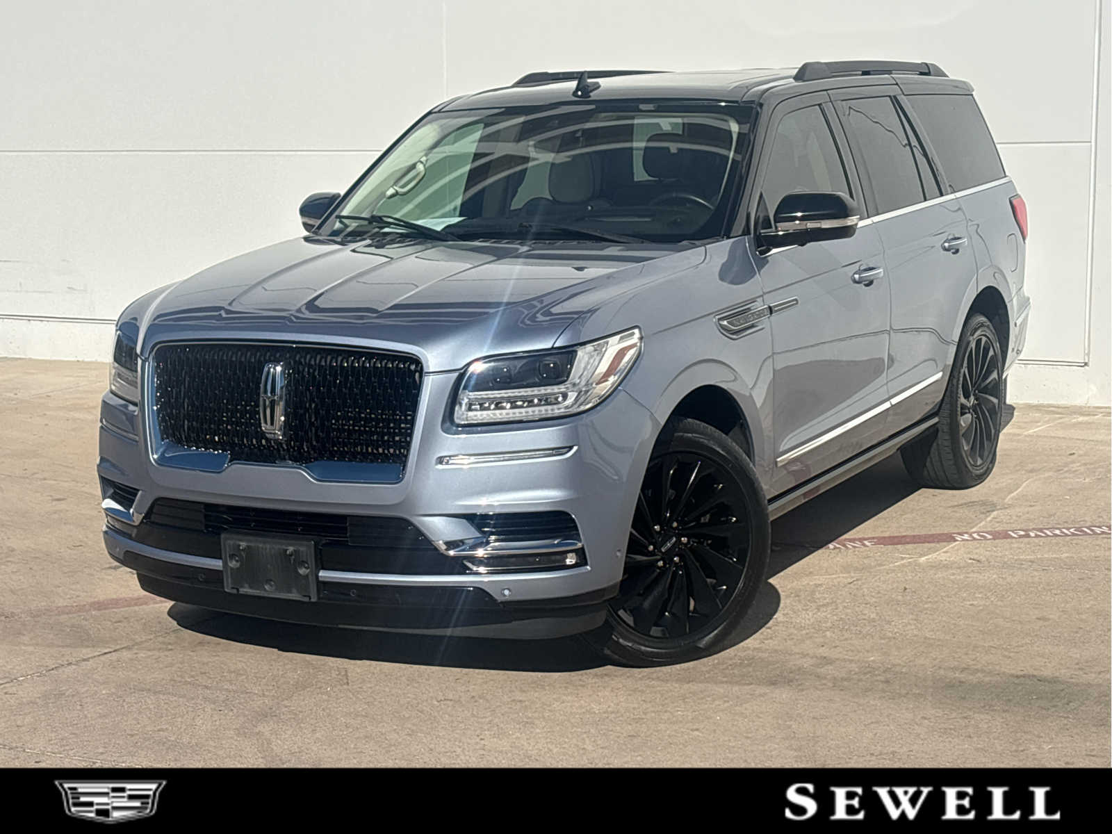 2021 Lincoln Navigator Black Label's photo
