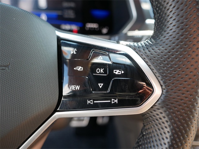 2023 Volkswagen Tiguan SE R-Line Black photo 25