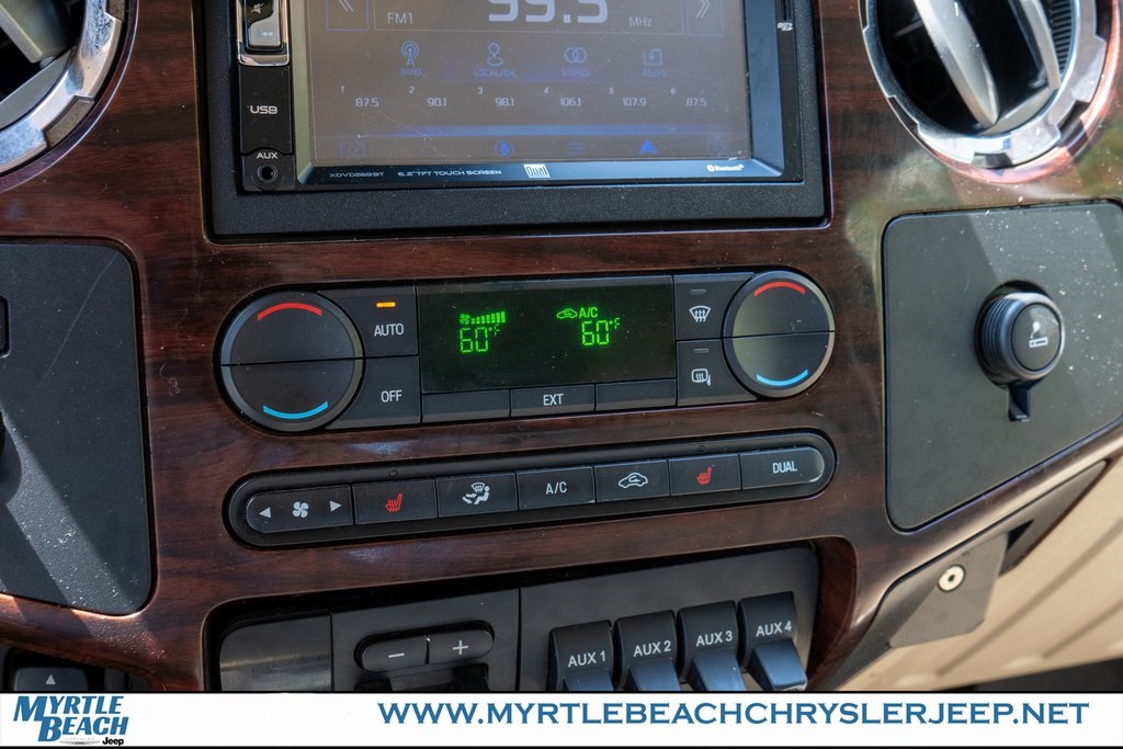 2008 Ford F-450 photo 19