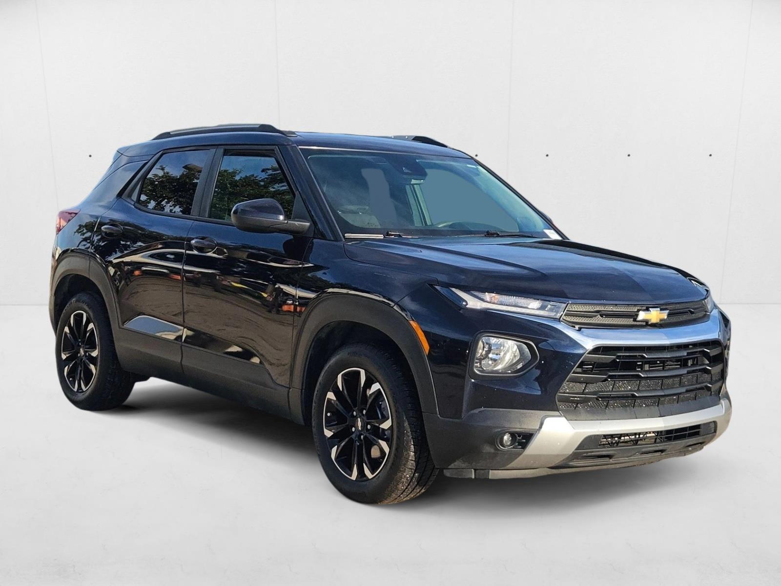 2021 Chevrolet Trailblazer LT photo 3