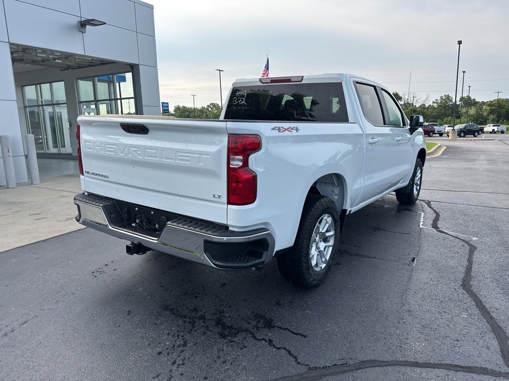 2026 Chevrolet Silverado 1500 LT photo 7