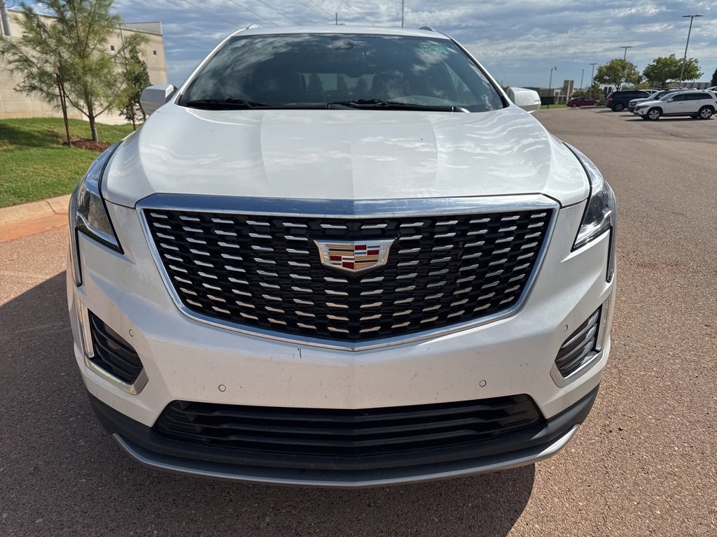 2022 Cadillac XT5 Premium Luxury photo 2