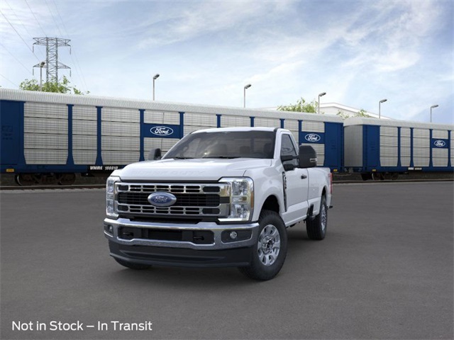 2025 Ford F-350 photo 2