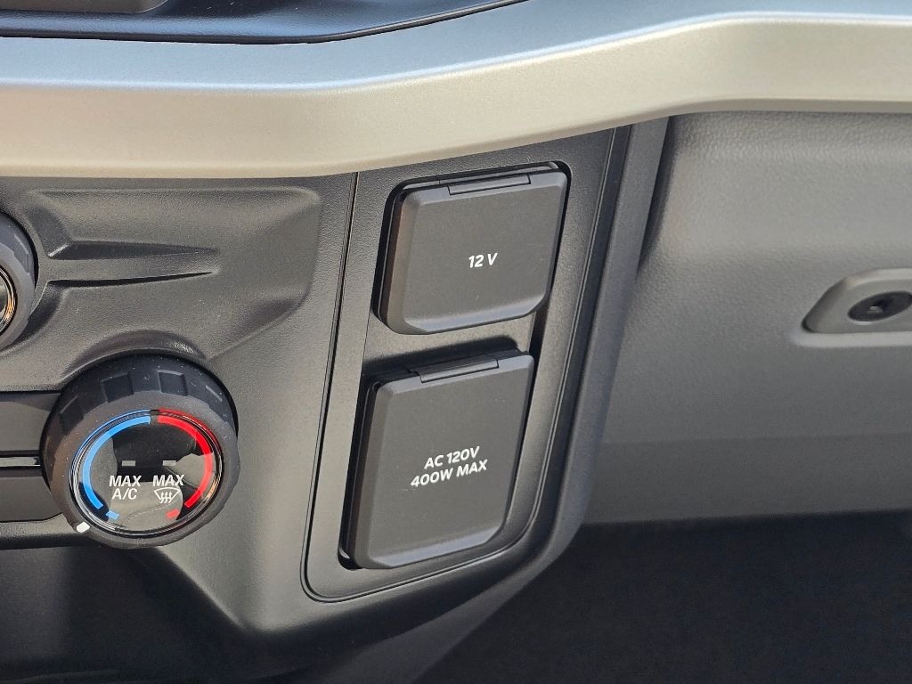 2025 Ford F-350 XLT photo 16