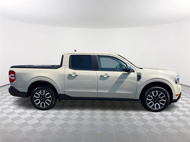 2024 Ford Maverick Lariat photo 3