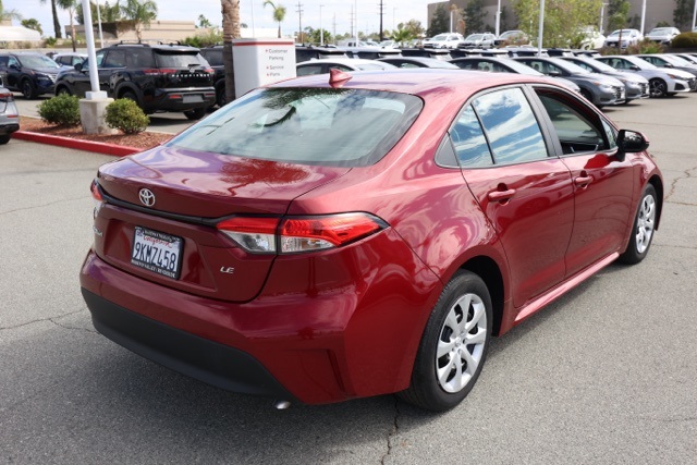 2024 Toyota Corolla LE photo 3