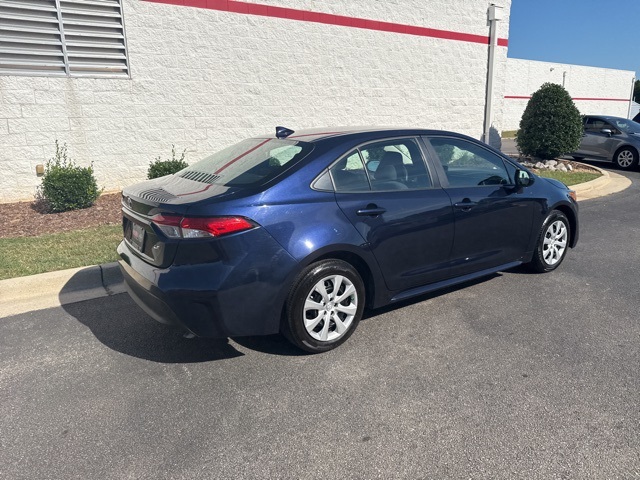 2024 Toyota Corolla LE photo 4
