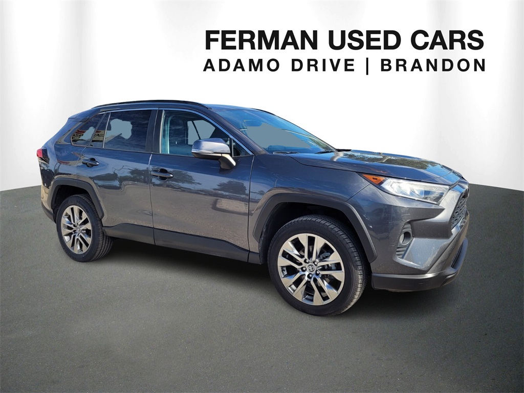 2020 Toyota RAV4 XLE Premium's photo