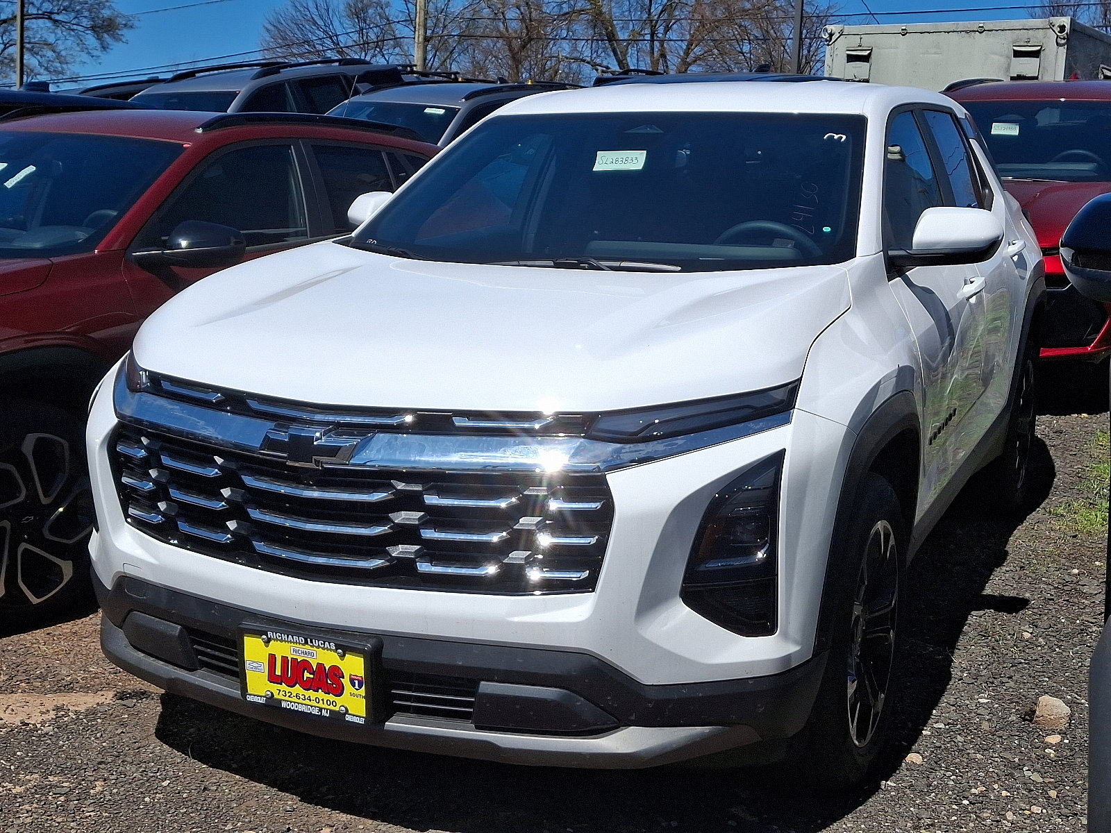 2025 Chevrolet Equinox LT photo 3