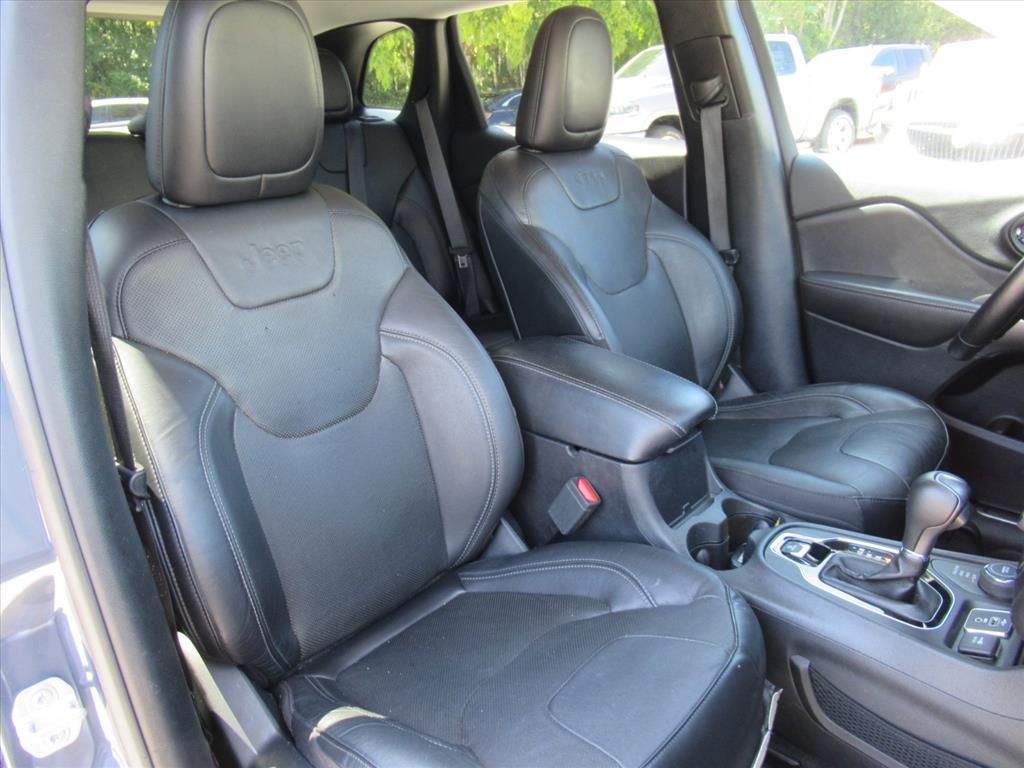 2020 Jeep Cherokee Limited photo 5
