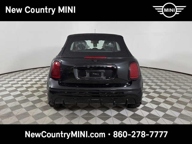 2026 Mini Cooper Convertible Iconic photo 4