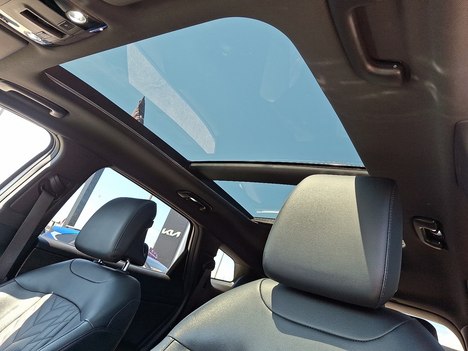 2023 Kia Sportage X-Line photo 13