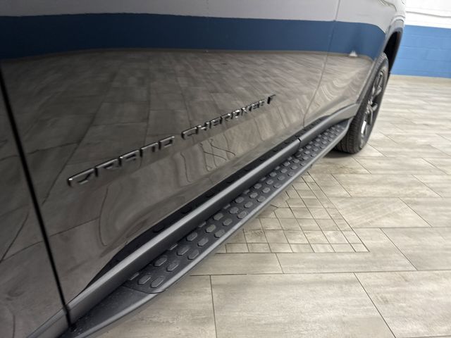 2024 Jeep Grand Cherokee Altitude X photo 2