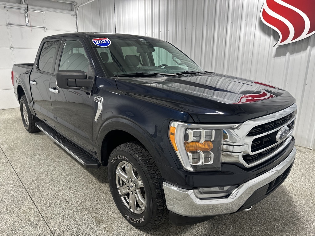 2021 Ford F-150 XLT photo 2
