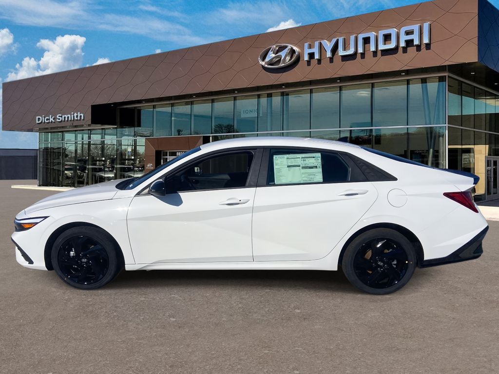 2026 Hyundai Elantra Hybrid SEL Sport photo 4