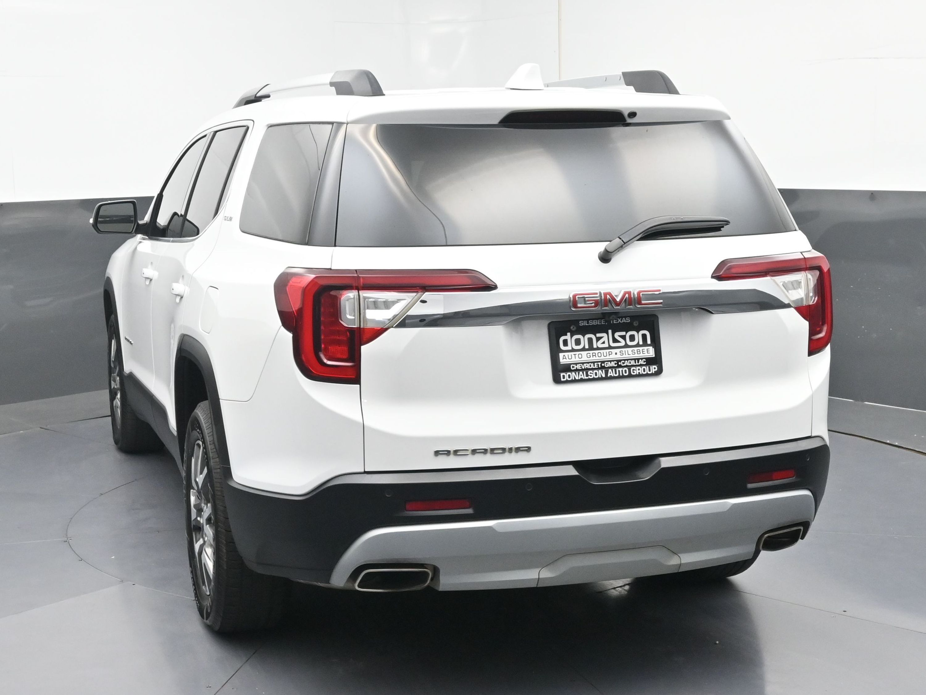 2021 Gmc Acadia SLE photo 3