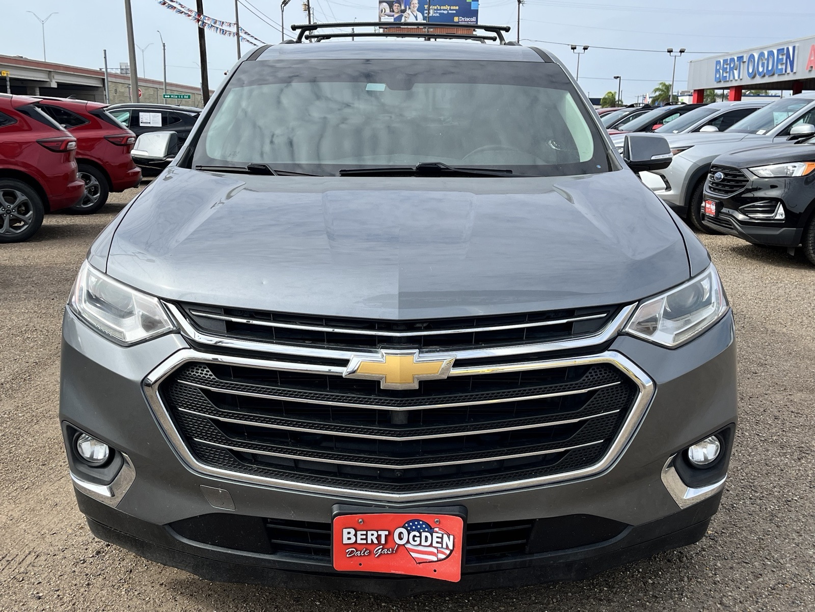 2018 Chevrolet Traverse 3LT photo 2
