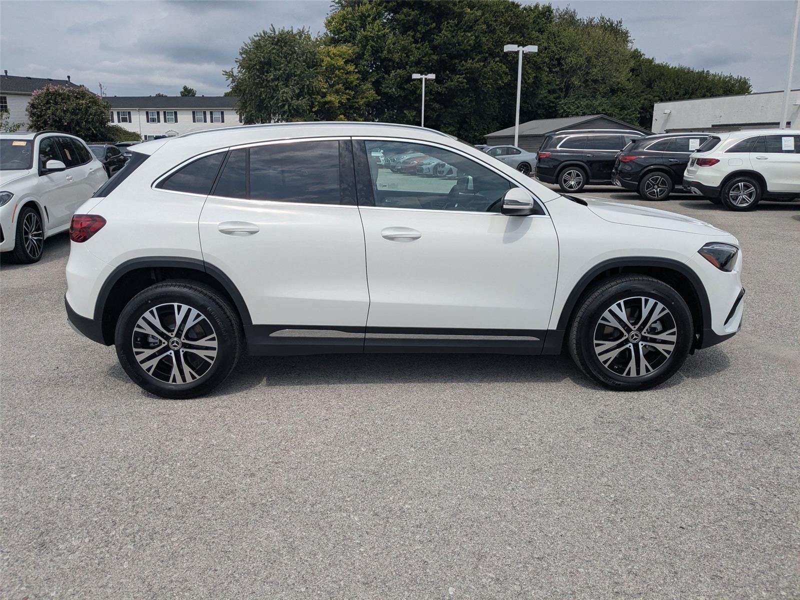 2026 Mercedes Benz GLA 250 4MATIC photo 4