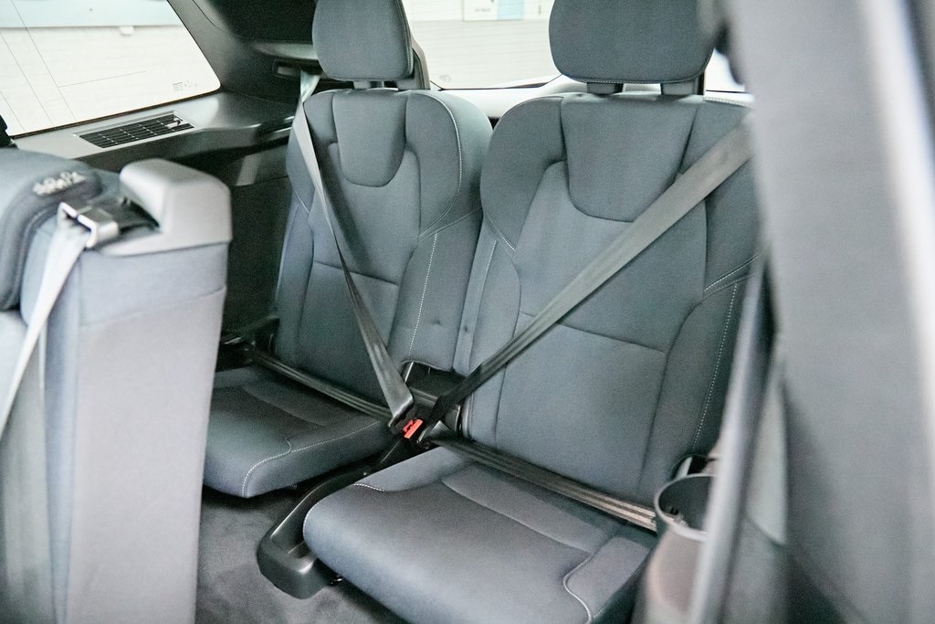 2025 VOLVO XC90 - Image 22