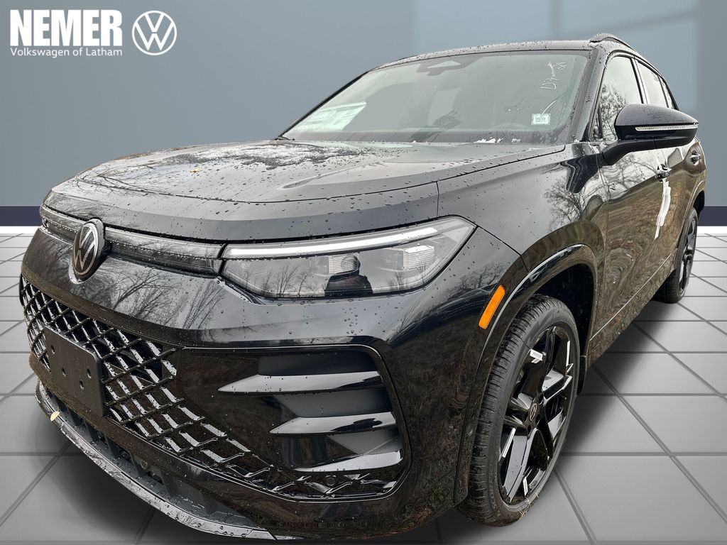 2026 Volkswagen Tiguan SE R-LINE BLACK's photo