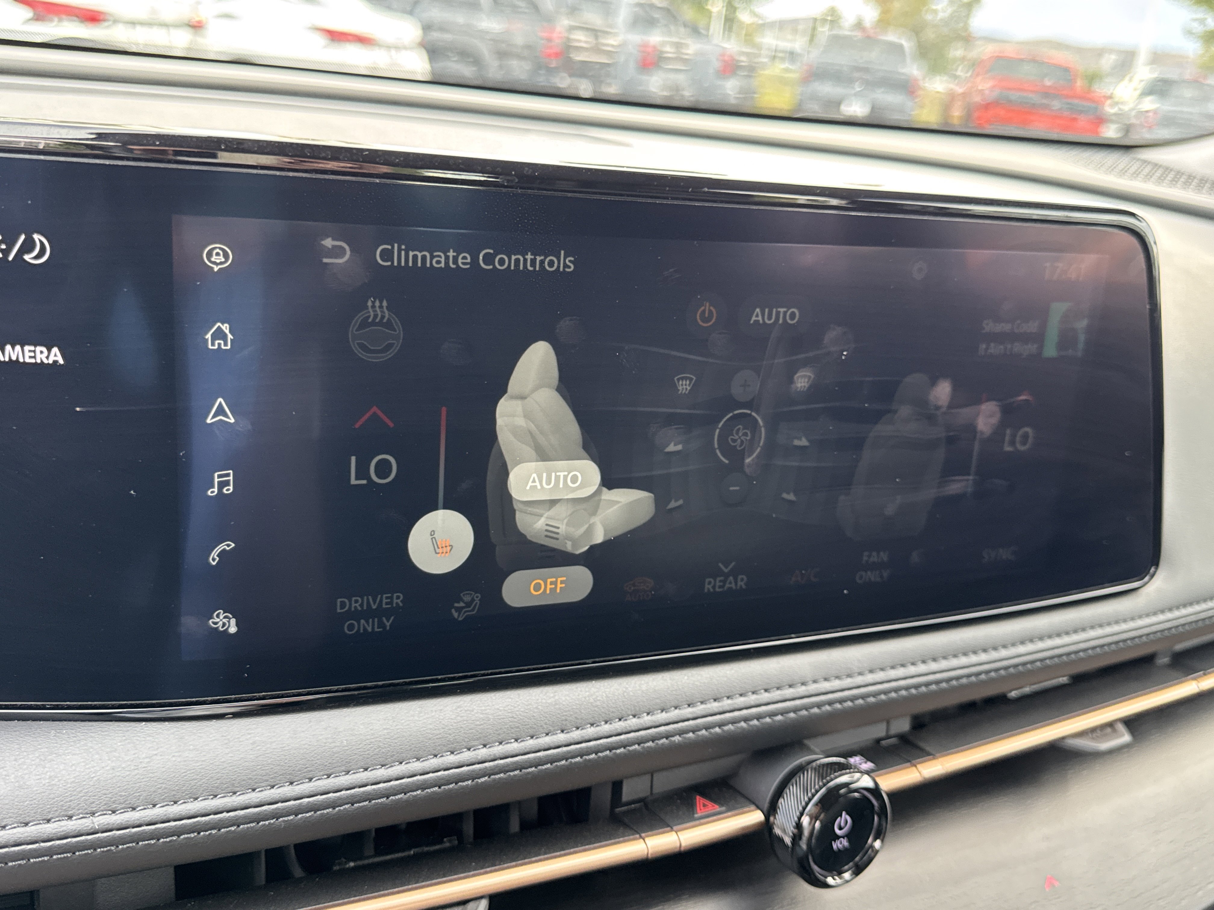 2024 Nissan ARIYA Engage photo 3