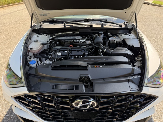 2022 Hyundai Sonata Limited photo 25