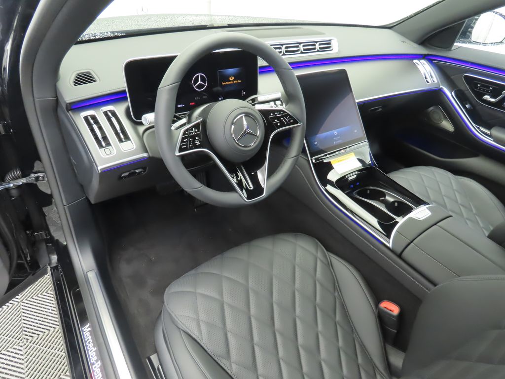 2025 Mercedes Benz S 580 4MATIC photo 9