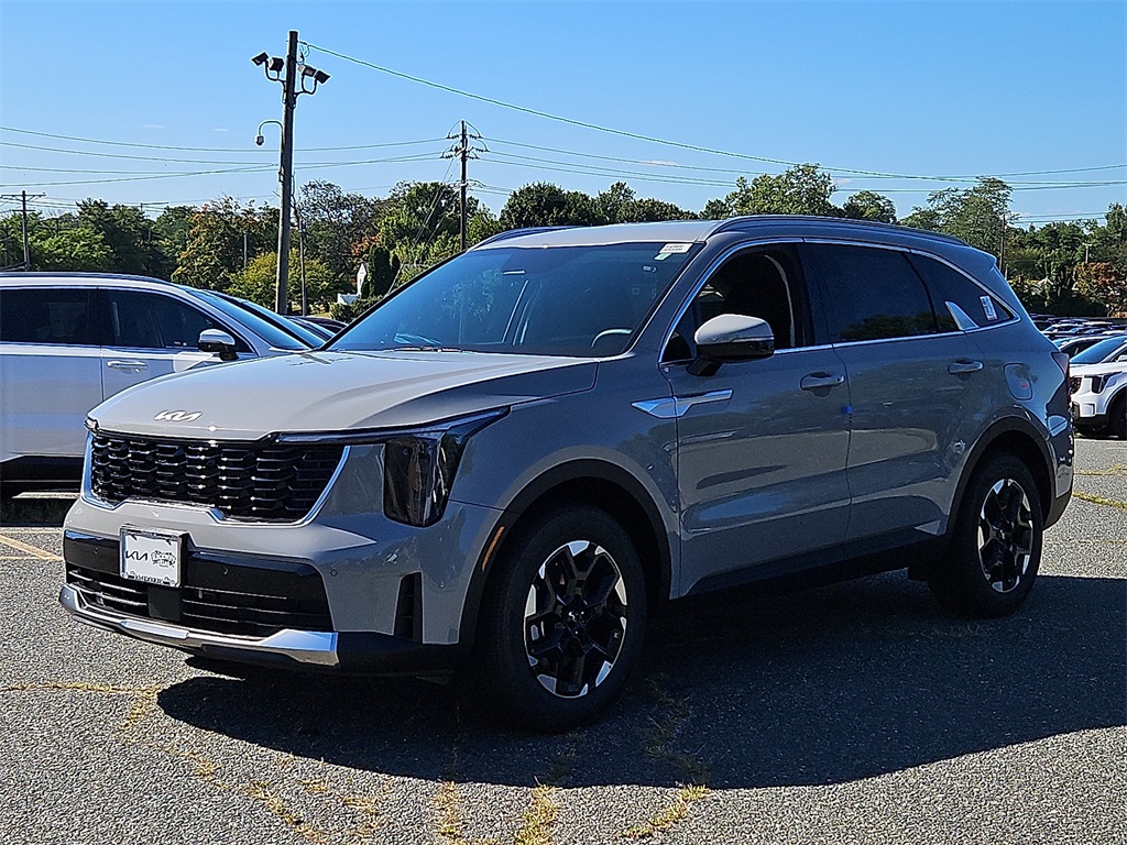 2026 Kia Sorento S photo 2
