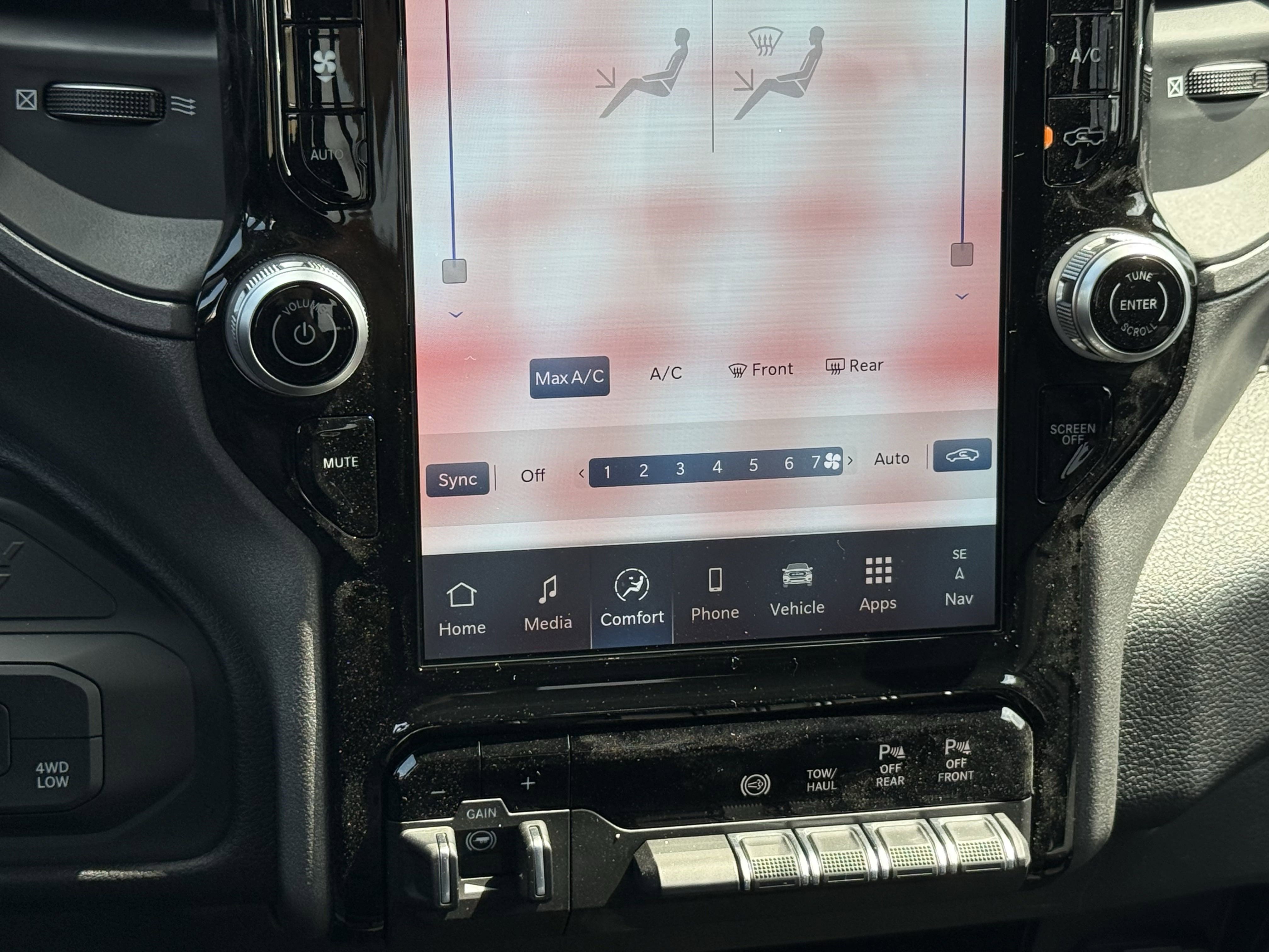 2025 Ram 2500 Tradesman photo 7