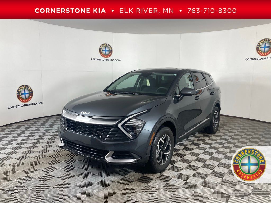 2024 Kia Sportage LX's photo