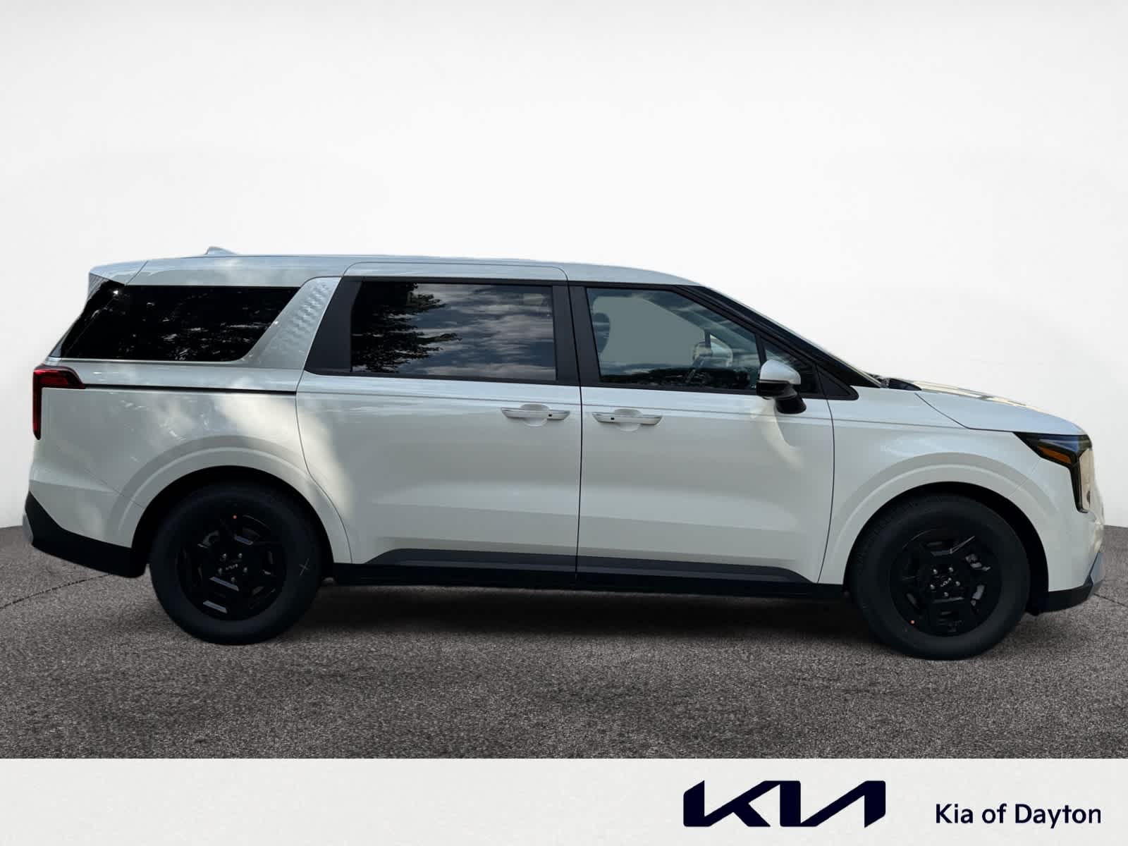 2026 Kia Carnival LX photo 6