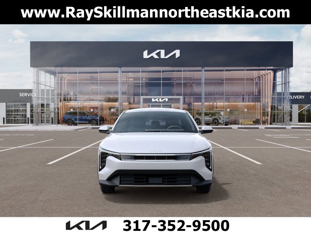 2025 Kia K4 EX photo 2