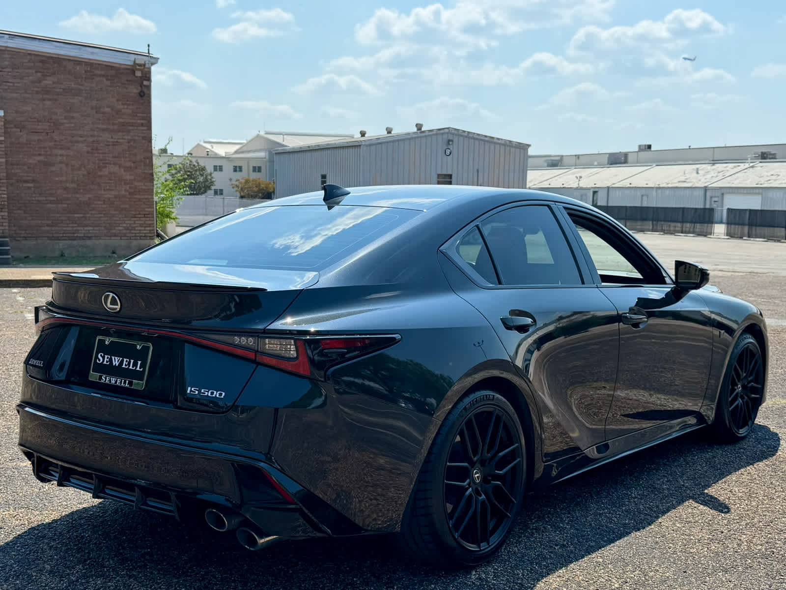 2023 Lexus IS 500 F SPORT photo 5