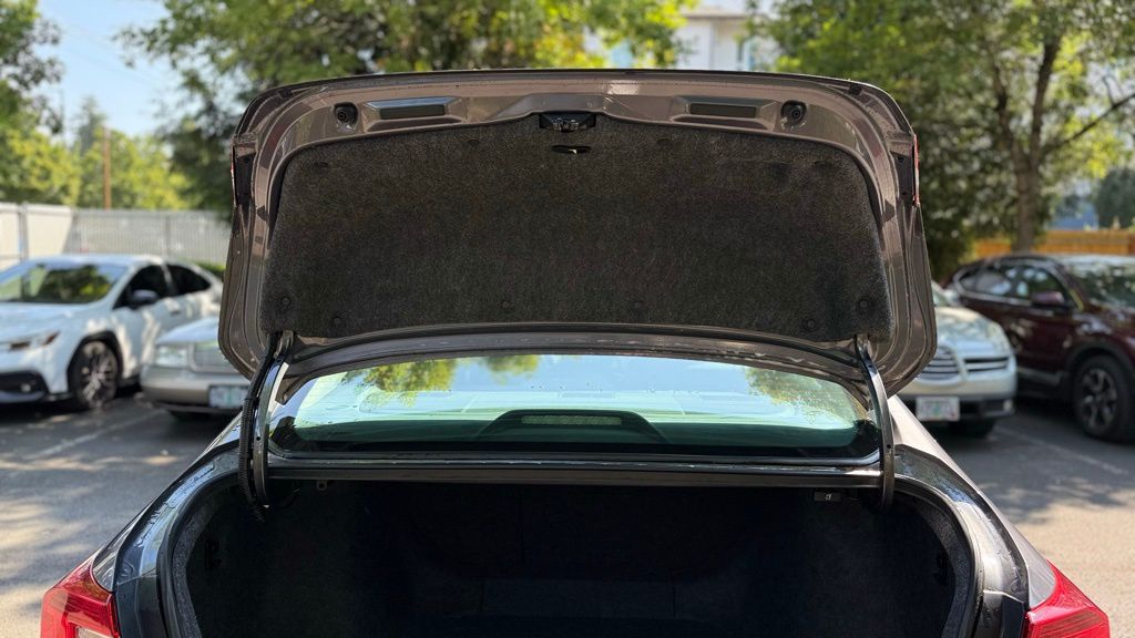 2021 Honda Accord EX-L 1.5T photo 11