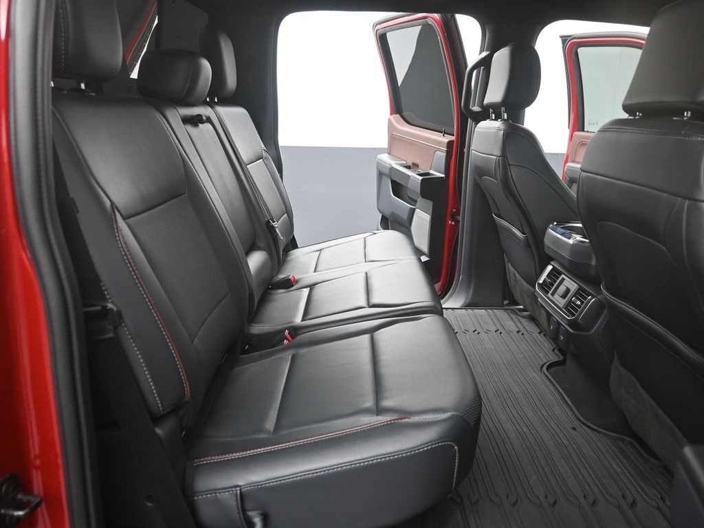 2023 Ford F-150 Lariat photo 11