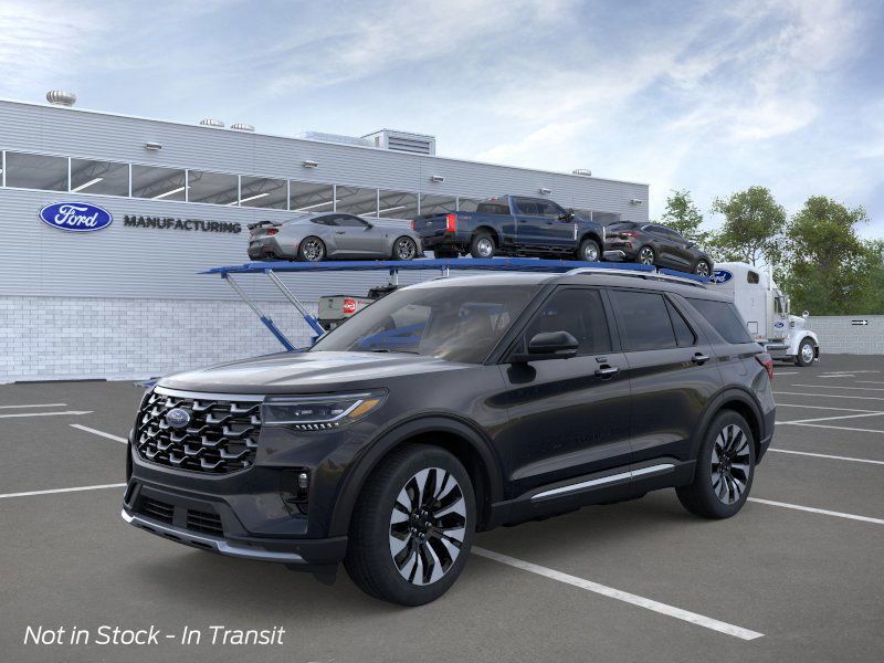 2026 Ford Explorer Platinum's photo