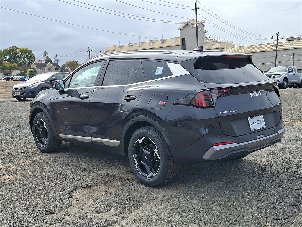 2026 Kia Sportage EX photo 3