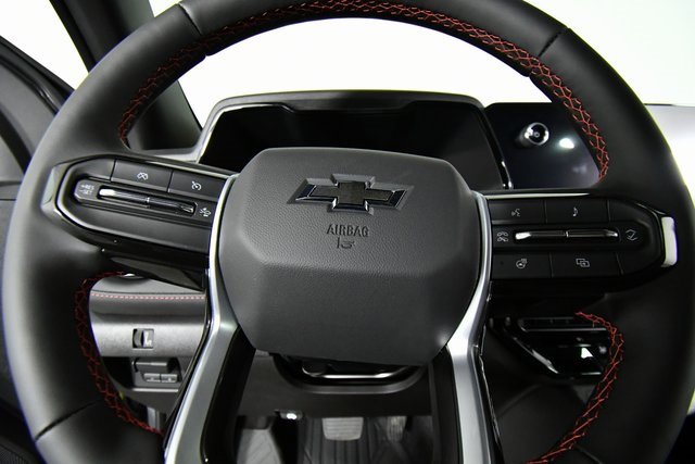 2026 Chevrolet Colorado Z71 photo 2
