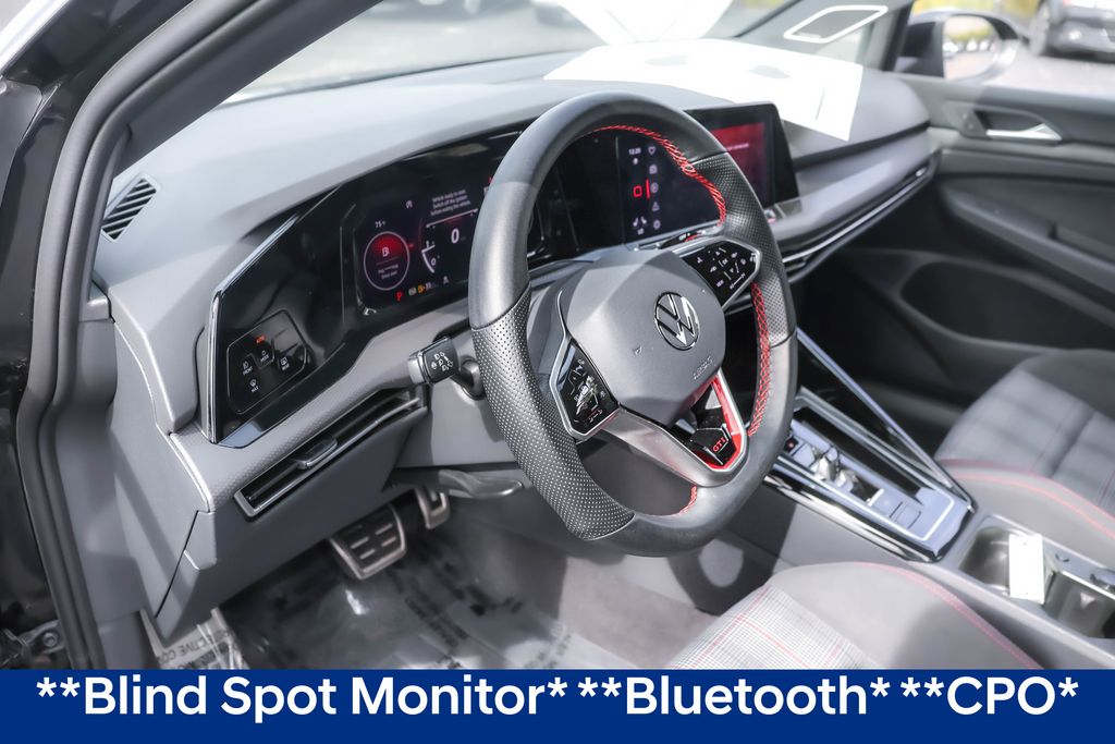 2024 Volkswagen Golf GTI SE photo 3