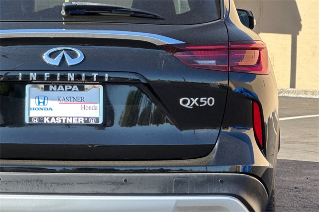 2022 Infiniti QX50 Luxe photo 32